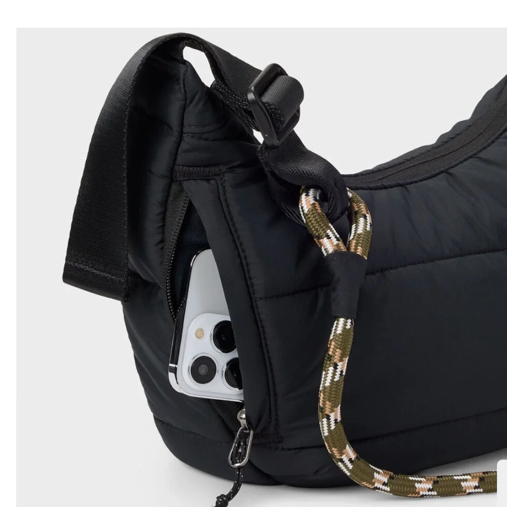 Duluth Trading Black Puffin Quilted Crossbody Bag NWT - Picture 5 of 9
